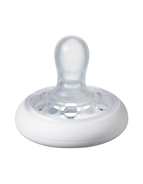 Tommee Tippee Anyamell formájú nyugtatócumi 6-18 hó 2db